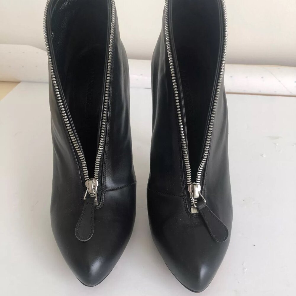 Alexander McQueen Ankle Boots - Black with front zipper detail. 5" heel. Size 40